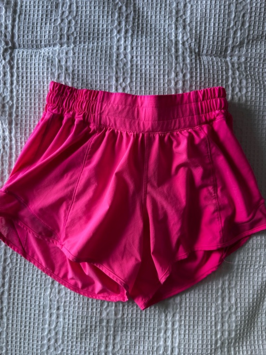 lululemon athletica Pants - Lululemon Women’s Hot Pink Lightweight Running Shorts